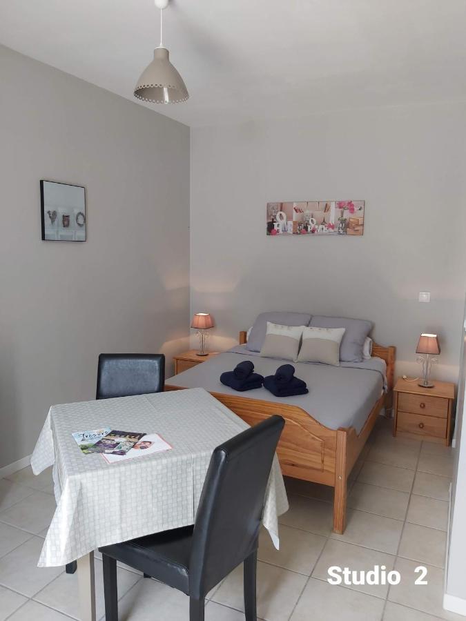 Appartements Danciu ジョンザック エクステリア 写真